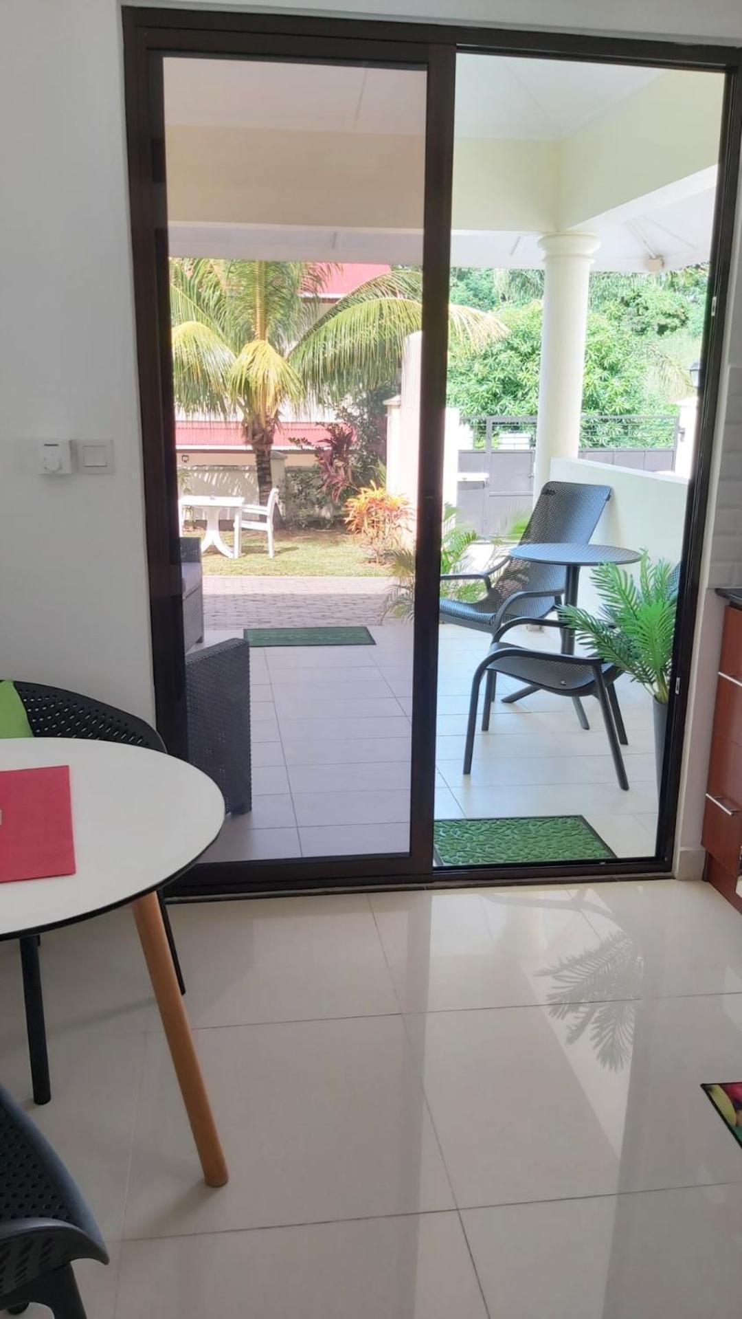 Emma'S Guest House And Self-Catering Au Cap Εξωτερικό φωτογραφία