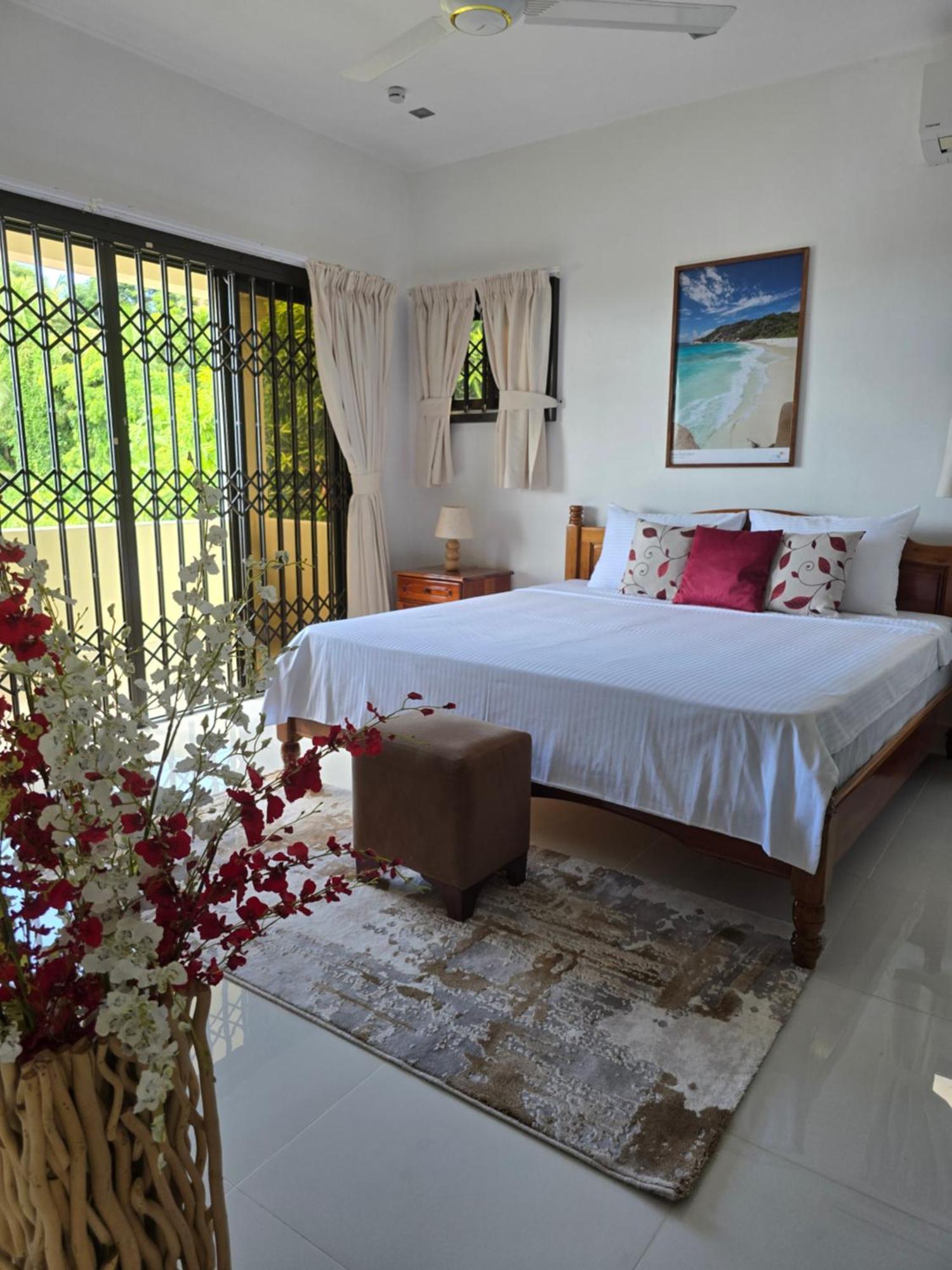 Emma'S Guest House And Self-Catering Au Cap Εξωτερικό φωτογραφία
